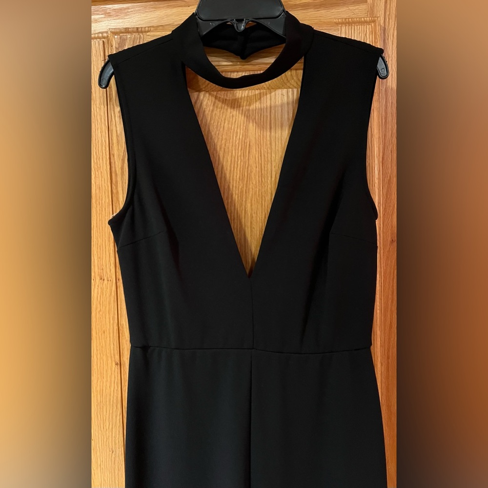 Windsor Black Deep V-Neck & Deep V-Back Cropped Wide Leg Jumpsuit Size Medium - Picture 2 of 7